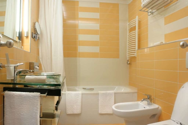 Hotel Old Continent Олд Континент (Uzhhorod)